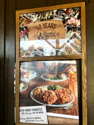 American Restaurant «Cracker Barrel Old Country Store», reviews and photos, 1240 NJ-73, Mt Laurel, NJ 08054, USA