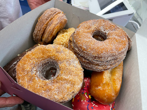 Donut Shop «Rolling Pin Donuts», reviews and photos, 2153 Las Posas Rd, Camarillo, CA 93010, USA