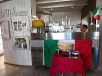 Atmosphère du Restaurant Italien Pizzeria Le Milazzo à Éguilles - n°2