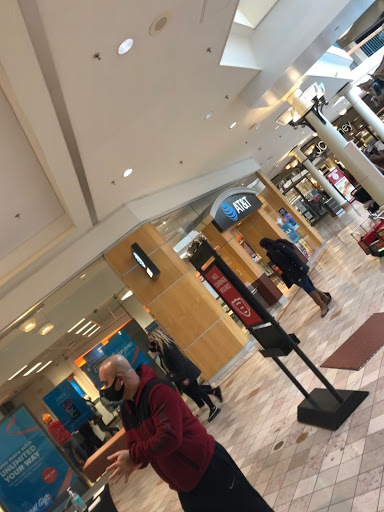 Cell Phone Store «AT&T», reviews and photos, 326 Woodbridge Center Dr, Woodbridge, NJ 07095, USA