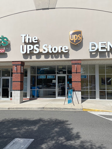 Shipping and Mailing Service «The UPS Store», reviews and photos, 3420 Pump Rd, Henrico, VA 23233, USA