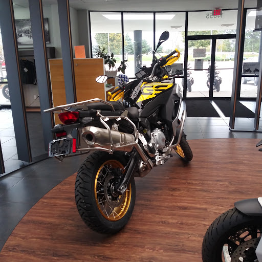 BMW Motorcycle Dealer «BMW Motorcycles Southeast Michigan», reviews and photos, 14855 Sheldon Rd, Plymouth, MI 48170, USA