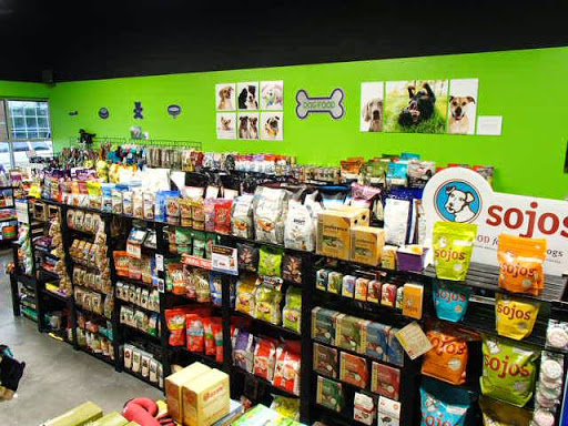 Pet Supply Store «The Green Spot», reviews and photos, 1110 S 71st St, Omaha, NE 68106, USA