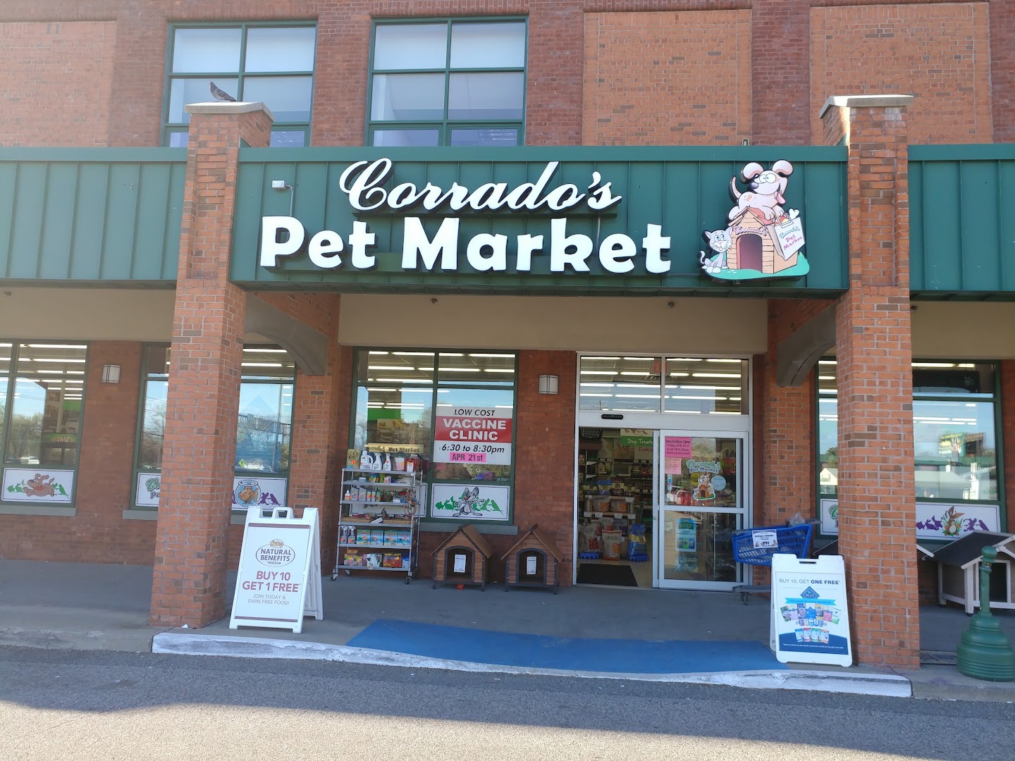 Corrado's Pet Market