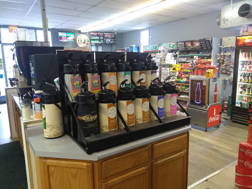 Convenience Store «Central Beverage», reviews and photos, 4 Central St, Essex Junction, VT 05452, USA