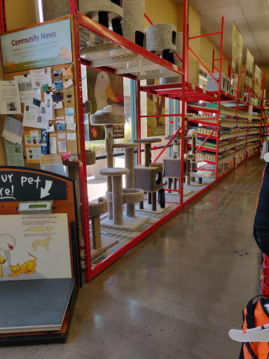 Pet Supply Store «Pet Food Express», reviews and photos, 372 Woodside Rd, Redwood City, CA 94061, USA