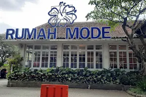 Rumah Mode Factory Outlet image