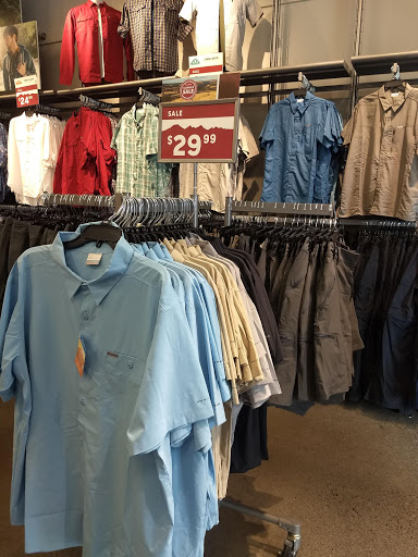 Sportswear Store «Columbia Sportswear Outlet Store at Bend Factory Stores», reviews and photos, 61334 S Hwy 97 #440, Bend, OR 97702, USA