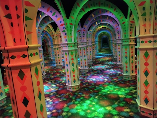 Tourist Attraction «Amazing Mirror Maze», reviews and photos, 353 N E Ct, Bloomington, MN 55425, USA