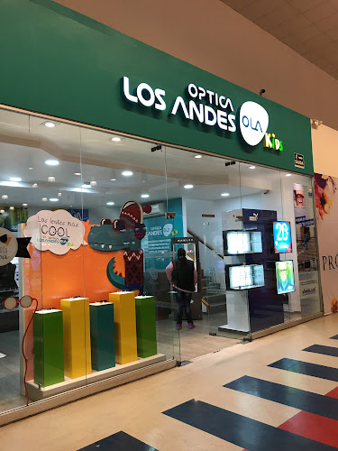 Opiniones de OPTICA LOS ANDES " MEGAMAXI " en Quito - Óptica