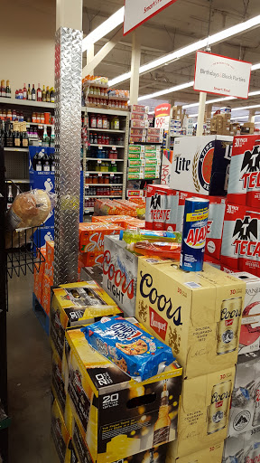 Grocery Store «Smart & Final», reviews and photos, 901-933 Broadway, Oakland, CA 94607, USA