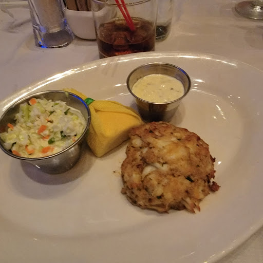 American Restaurant «The Hamilton», reviews and photos, 600 14th St NW, Washington, DC 20005, USA