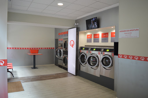 Lavandería Speed Queen General Margallo / Coin Laundry