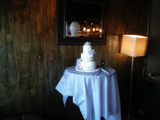 Lounge «Delux Lounge», reviews and photos, 350 Monroe Ave, Detroit, MI 48226, USA