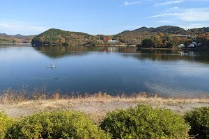 Lake Iruka image