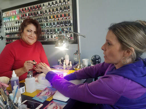 Hair Salon «Salon 305 Hair Salon and Spa», reviews and photos, 9678 NW 25th St, Doral, FL 33172, USA