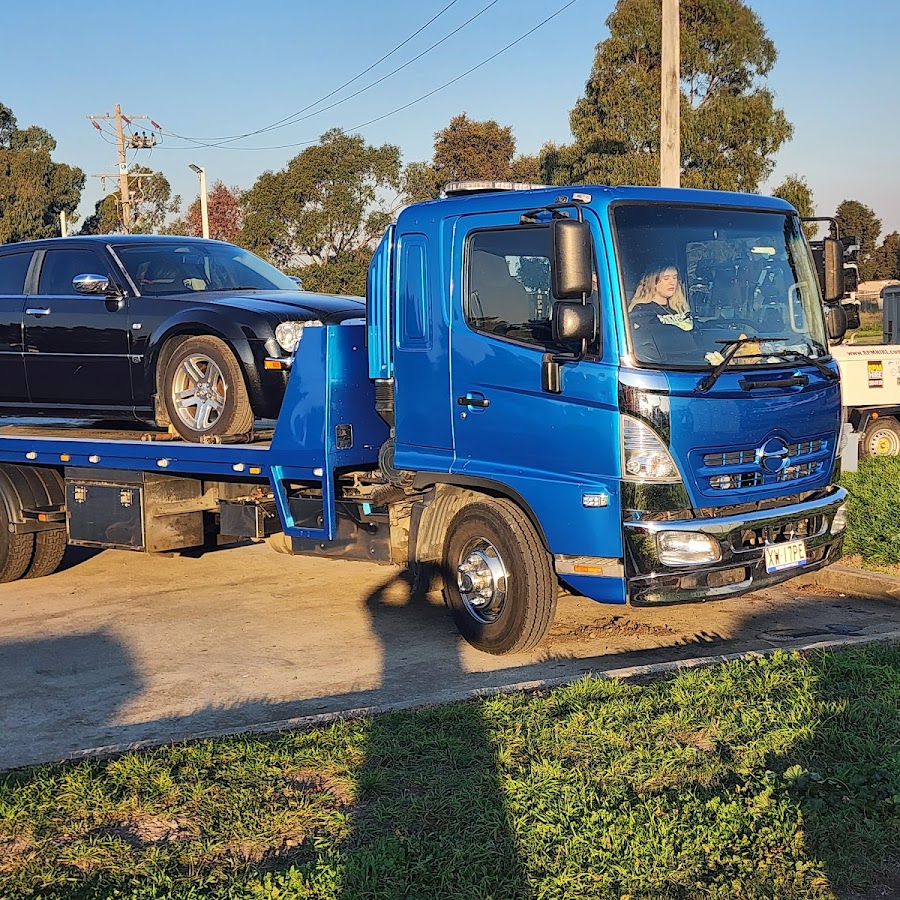 Best service for Emergency Towing in Blackburn South