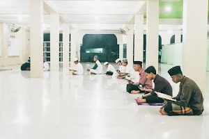 Yayasan Ulumul Qur'an image