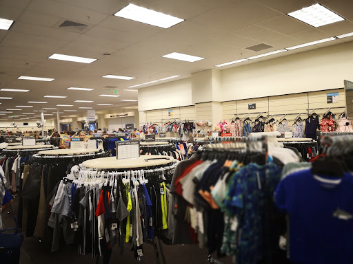 Department Store «Nordstrom Rack The Shops at Park Lane», reviews and photos, 8050 Park Lane North, Dallas, TX 75231, USA