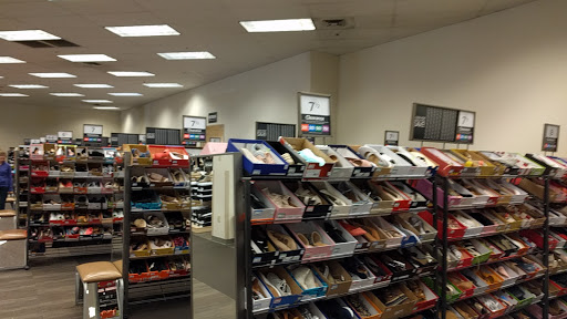 Shoe Store «DSW Designer Shoe Warehouse», reviews and photos, 16920 SW 72nd Ave, Tigard, OR 97224, USA