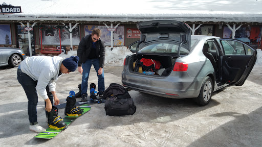 Getboards - Ski & Snowboard Rentals image