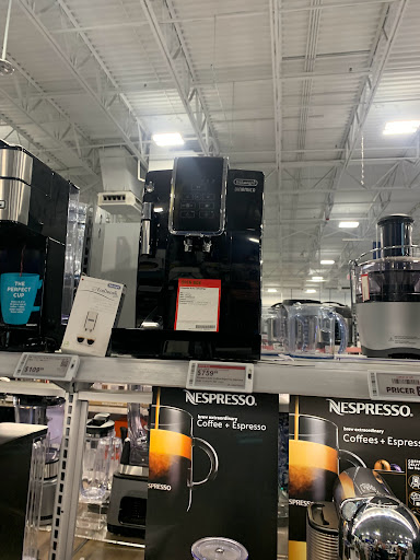 Electronics Store «Best Buy», reviews and photos, 1620 W Osceola Pkwy, Kissimmee, FL 34741, USA