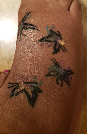 Tattoo Shop «Artistic Body Tattoo», reviews and photos, 467 N Dixie Blvd, Radcliff, KY 40160, USA