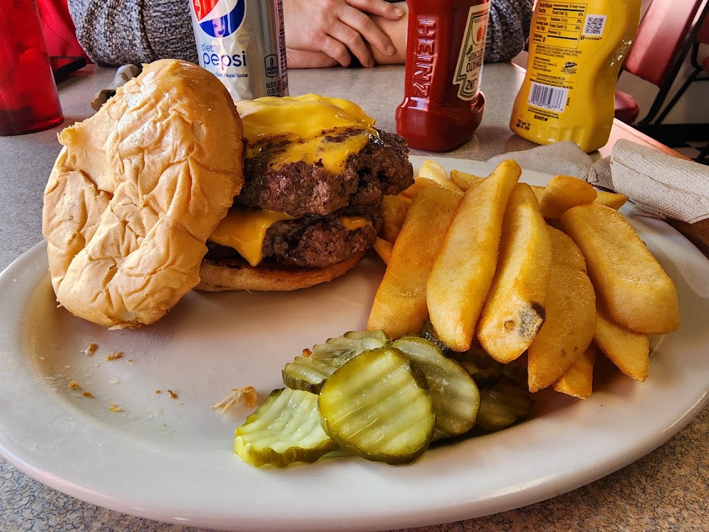 Taylor's Levee Restaurant 53901