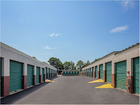 Extra Space Storage - Photo 4 - Car repair in Manchester, NH, Manchester