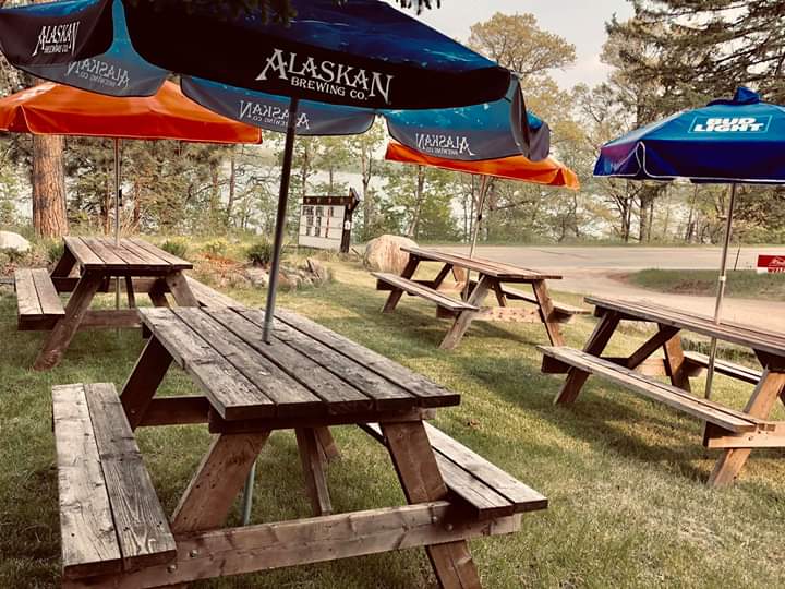 Salty Dog Saloon & Eatery 56435