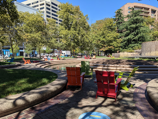 Shopping Mall «Crystal City Shops», reviews and photos, 2200 Crystal Dr, Arlington, VA 22202, USA