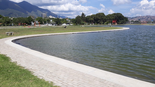 Lago Parque Simón Bolívar