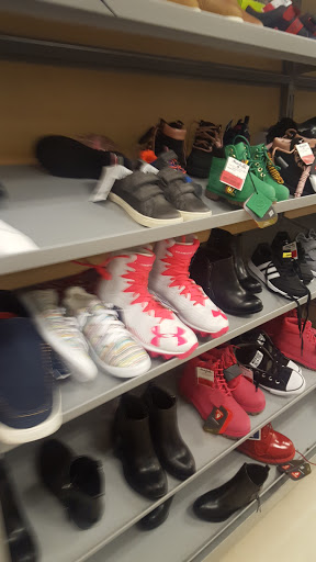 Department Store «Marshalls», reviews and photos, 550 Kinderkamack Rd, Emerson, NJ 07630, USA