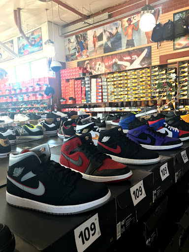 Shoe Store «Shoe City - Anaheim», reviews and photos, 101 E Ball Rd, Anaheim, CA 92805, USA