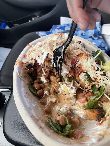 Mexican Restaurant «Chipotle Mexican Grill», reviews and photos, 387 George St, New Brunswick, NJ 08901, USA