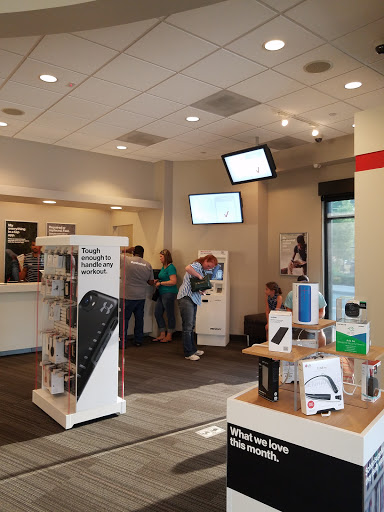 Cell Phone Store «Verizon», reviews and photos, 27149 185th Ave SE #123, Covington, WA 98042, USA