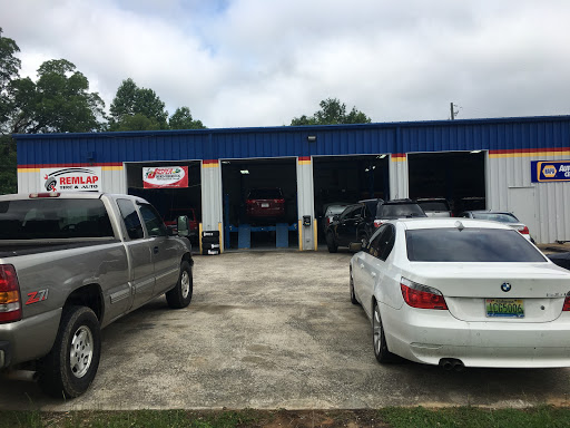 Auto Repair Shop «Remlap Tire and Auto», reviews and photos, 13605 AL-75, Remlap, AL 35133, USA