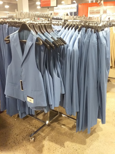 Clothing Store «K&G Fashion Superstore», reviews and photos, 77 Willowbrook Blvd Suite 81, Wayne, NJ 07470, USA