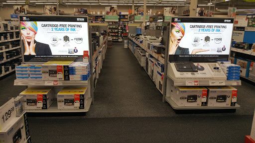 Office Supply Store «Staples», reviews and photos, 7708 Richmond Hwy, Alexandria, VA 22306, USA