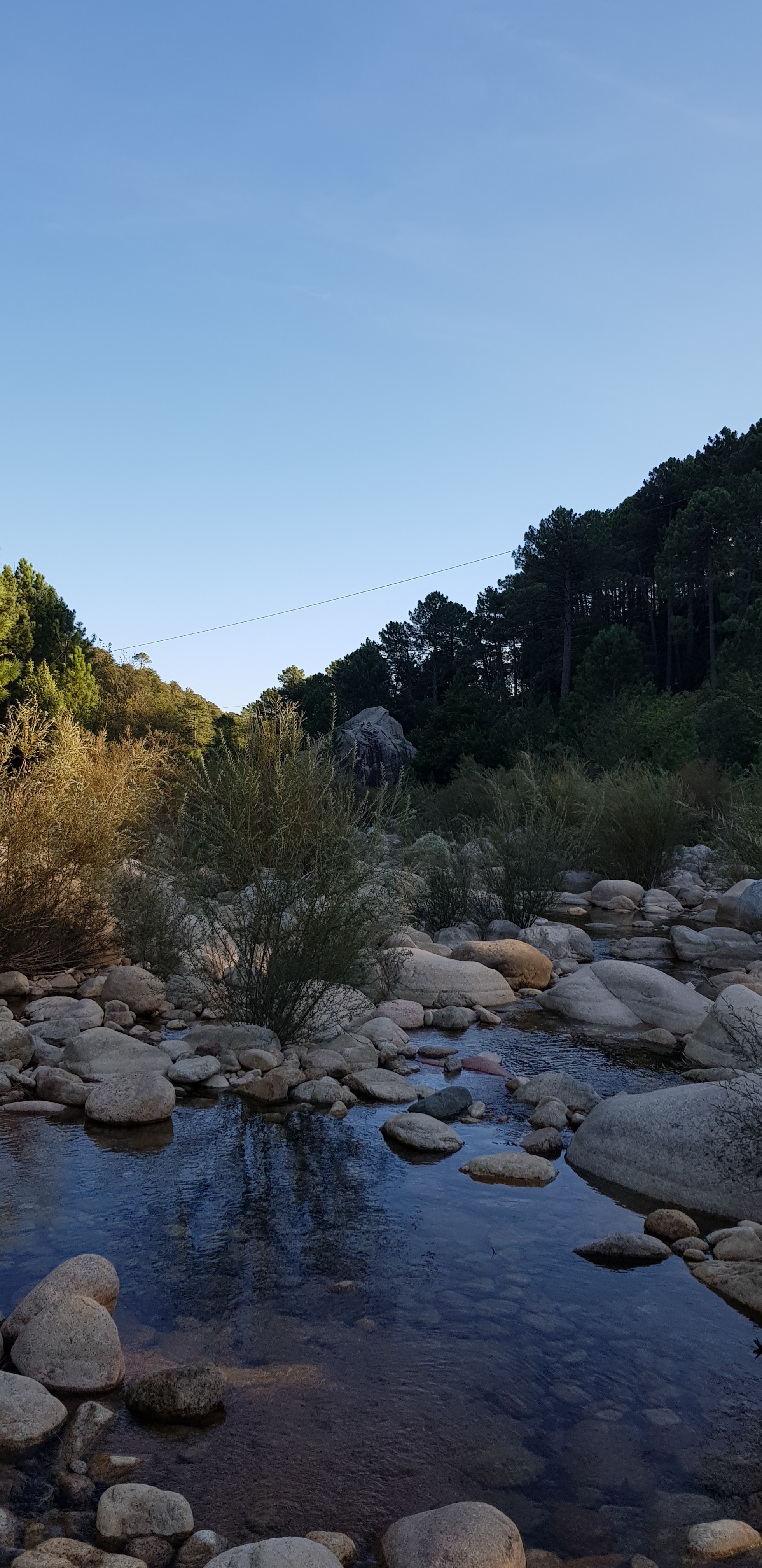 Photo n° 2 de l'avis de Jean.a fait le 09/10/2019 à 21:53