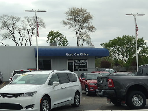 Car Dealer «Snethkamp Chrysler Dodge Jeep Ram», reviews and photos, 11600 Telegraph Rd, Redford Charter Twp, MI 48239, USA