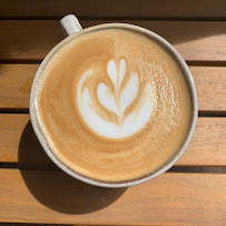 Latte du Café Beachee Coffee House à Lacanau - n°2