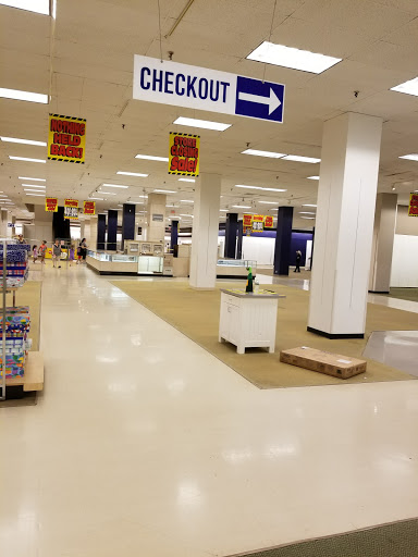 Shopping Mall «Dedham Mall», reviews and photos, 300 Providence Hwy, Dedham, MA 02026, USA