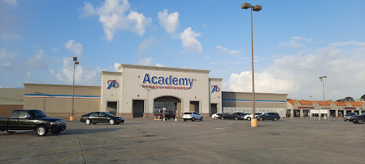 Sporting Goods Store «Academy Sports + Outdoors», reviews and photos, 800 S Clearview Pkwy, Harahan, LA 70123, USA