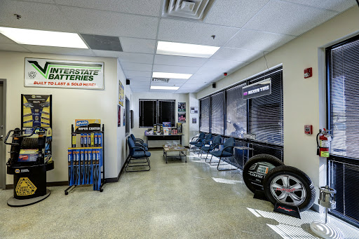 Auto Repair Shop «Precision Tire And Auto Center», reviews and photos, 21820 N 27th Ave, Phoenix, AZ 85027, USA