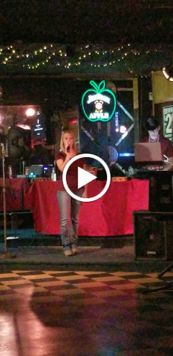 Liquor Store «Flight 747 Liquor Store & Lounge Bar», reviews and photos, 1500 Airport Rd, Jacksonville, FL 32218, USA