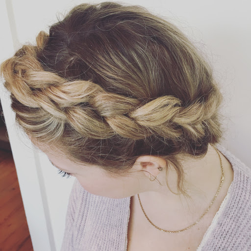 Beauty Salon «Turner & Co. Beauty Boutique, Salon & Spa», reviews and photos, 6 All Souls Crescent, Asheville, NC 28803, USA