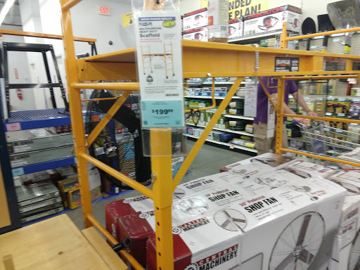 Hardware Store «Harbor Freight Tools», reviews and photos, 6508 Skillman St, Dallas, TX 75231, USA