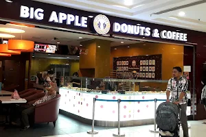 Big Apple Donuts & Coffee @ The Spring image