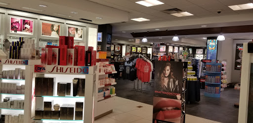 Gift Shop «Duty Free Americas», reviews and photos, 46792 Route 81, Alexandria Bay, NY 13607, USA